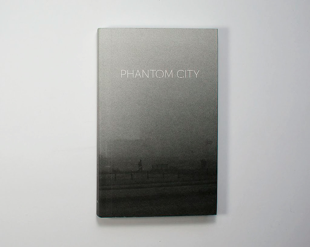 phantom_city_bookshots_page_1_image_0001.jpg